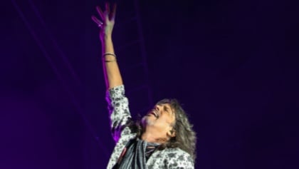 FOREIGNER Announces ‘Farewell – The Very Best Of Foreigner (Hot Blooded Edition)’