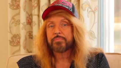 ROBERT SWEET On STRYPER’s Upcoming ‘Unplugged’ Tour: Fans Will Get To See ‘Another Side Of The Band’
