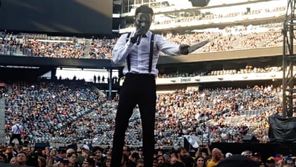 ICE NINE KILLS’s SPENCER CHARNAS On Touring With METALLICA: ‘It’s Such An Honor’