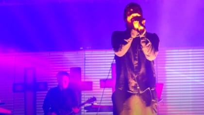 Watch: DEFTONES Frontman’s CROSSES Side Project Performs In Denver
