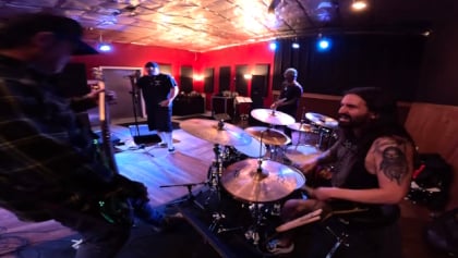 Watch Ex-SLIPKNOT Drummer JAY WEINBERG Rehearse With INFECTIOUS GROOVES For Upcoming Tour