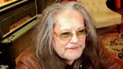 JAKE E. LEE Offers Health Update, Says He Is Playing Guitar Again And Wants To Go On Tour