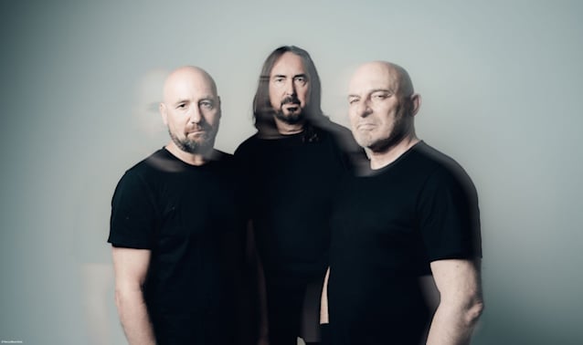 TOMMY VETTERLI Talks The Renewal Of CORONER Behind Stunning Comeback Album ‘Dissonance Theory’