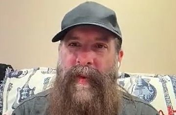 JOHN PETRUCCI Says Working With Hitmaker DESMOND CHILD On A DREAM THEATER Song Three Decades Ago Was ‘A Lot Of Fun’